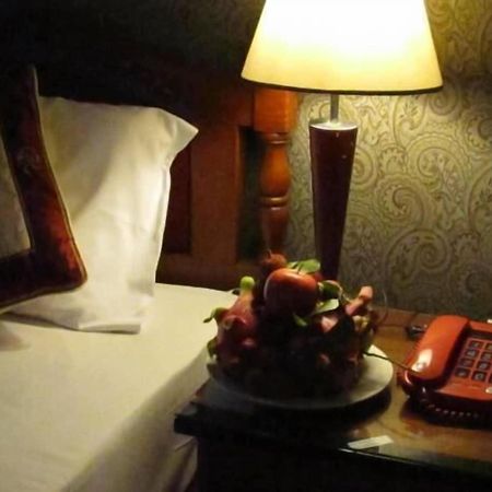 Khach San Trung Mai Hotel Ho Chi Minh-stad Buitenkant foto