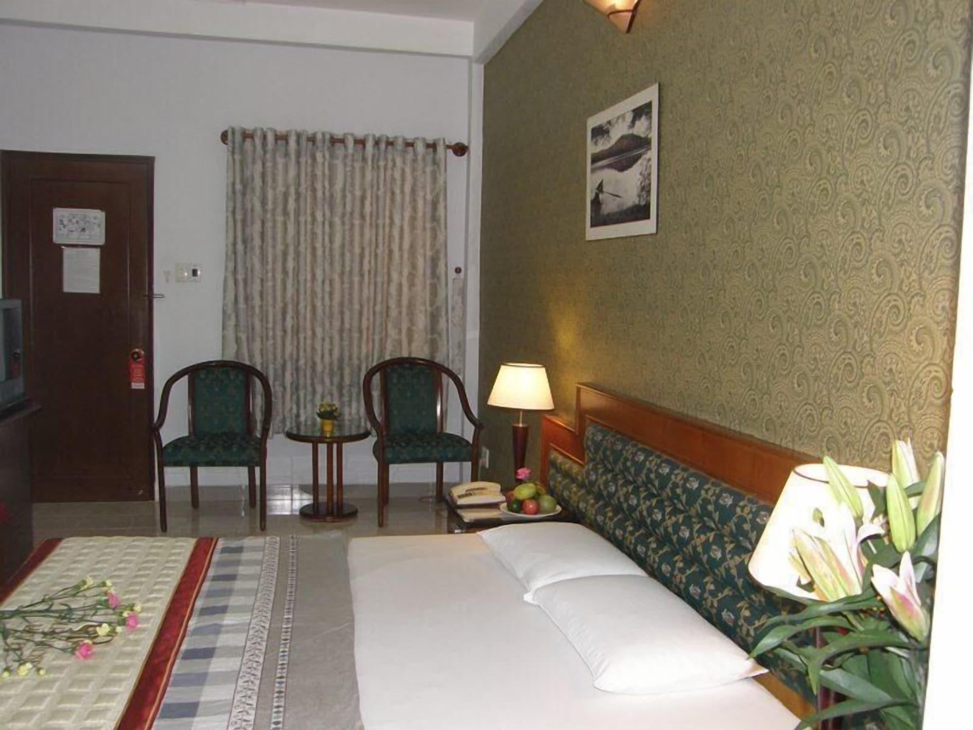 Khach San Trung Mai Hotel Ho Chi Minh-stad Buitenkant foto