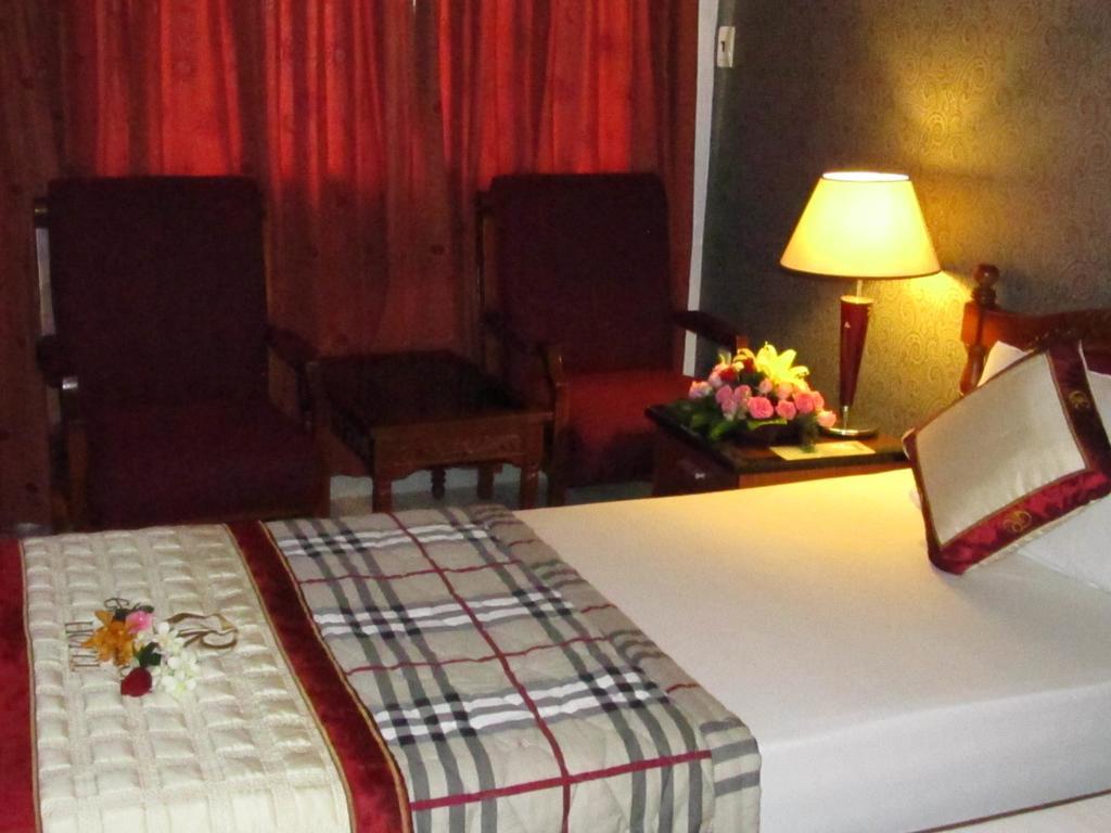 Khach San Trung Mai Hotel Ho Chi Minh-stad Buitenkant foto