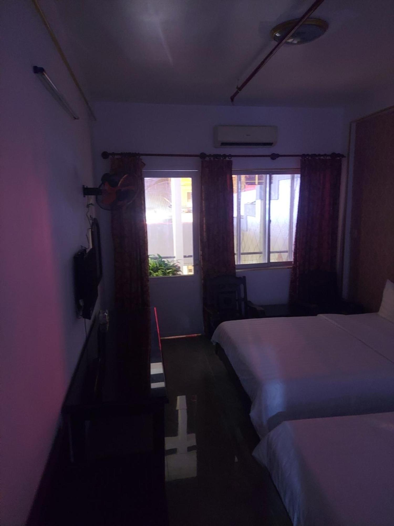 Khach San Trung Mai Hotel Ho Chi Minh-stad Buitenkant foto