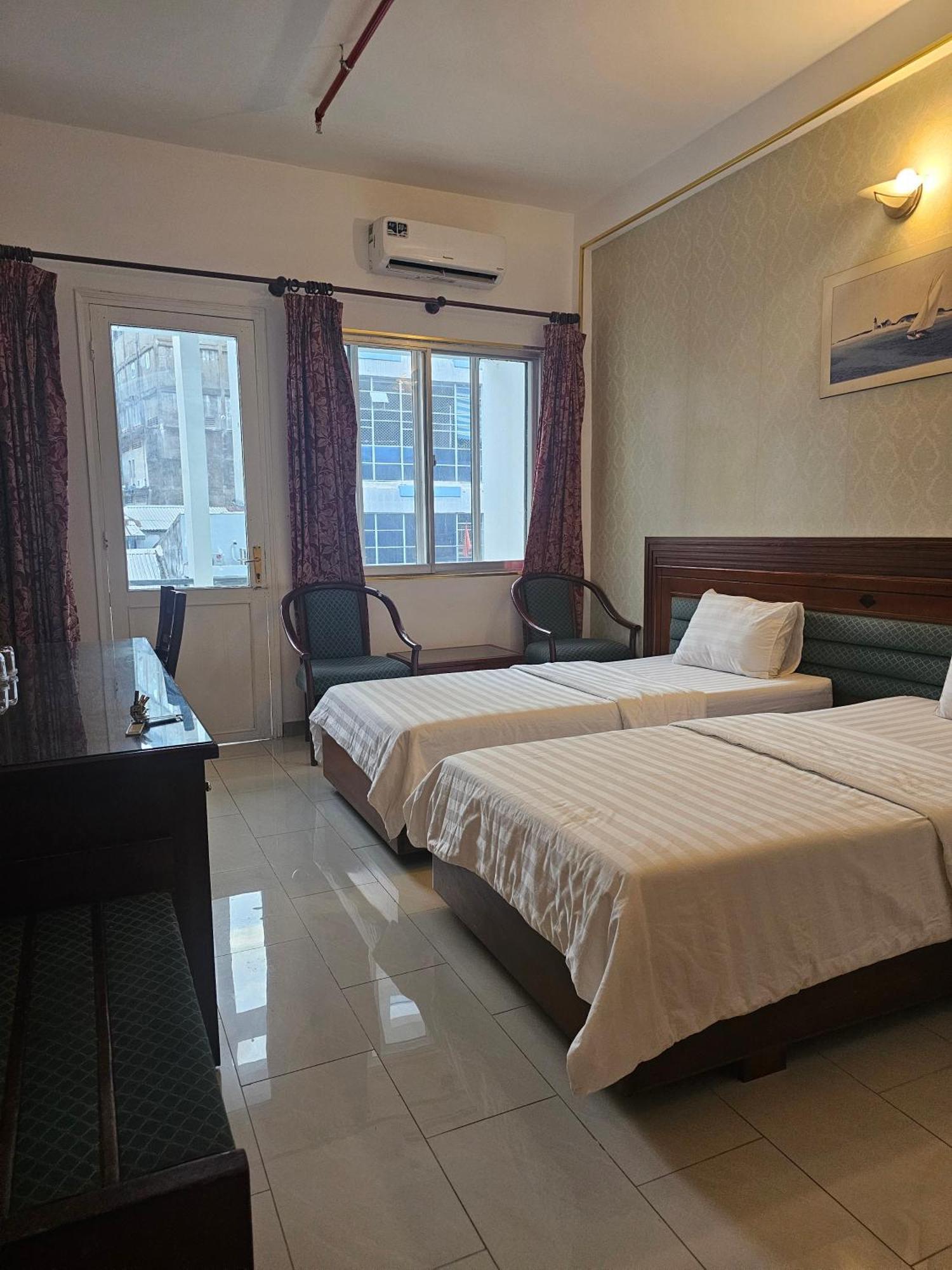 Khach San Trung Mai Hotel Ho Chi Minh-stad Buitenkant foto