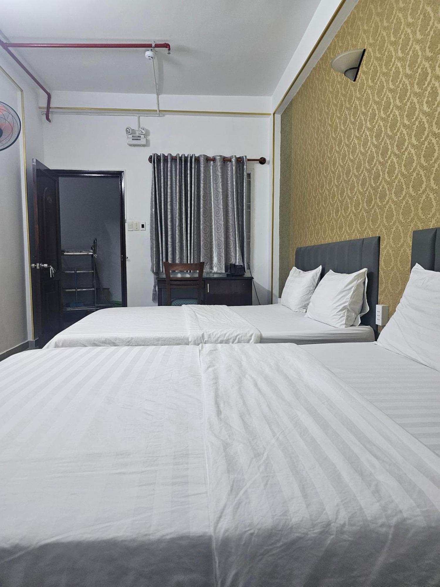 Khach San Trung Mai Hotel Ho Chi Minh-stad Buitenkant foto